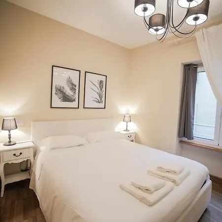 Apartamento Amata Dei Cartari Roma